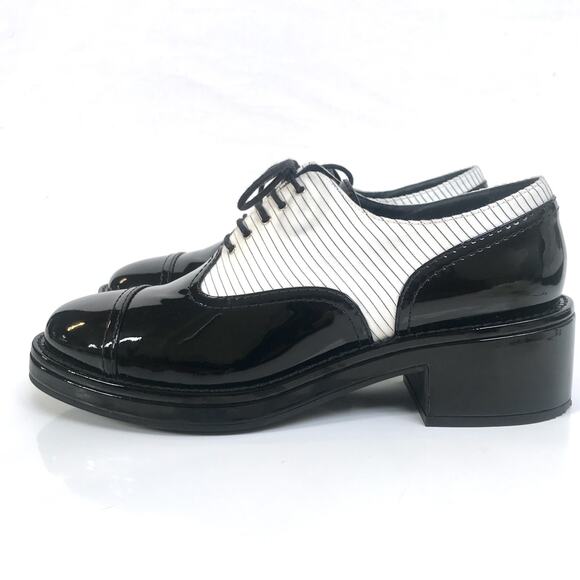 🪄100% Auth CHANEL Chunky Black Patent Pinstripe Lace Up Oxford Shoes sz 42 12 - Picture 3 of 14